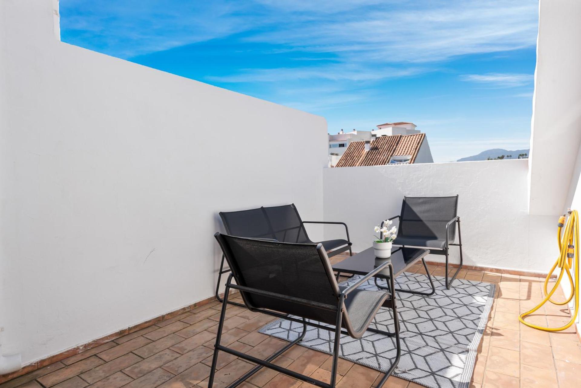 Lovely Penthouse Near Estepona Marina By Costarentals - Ref M15 المظهر الخارجي الصورة