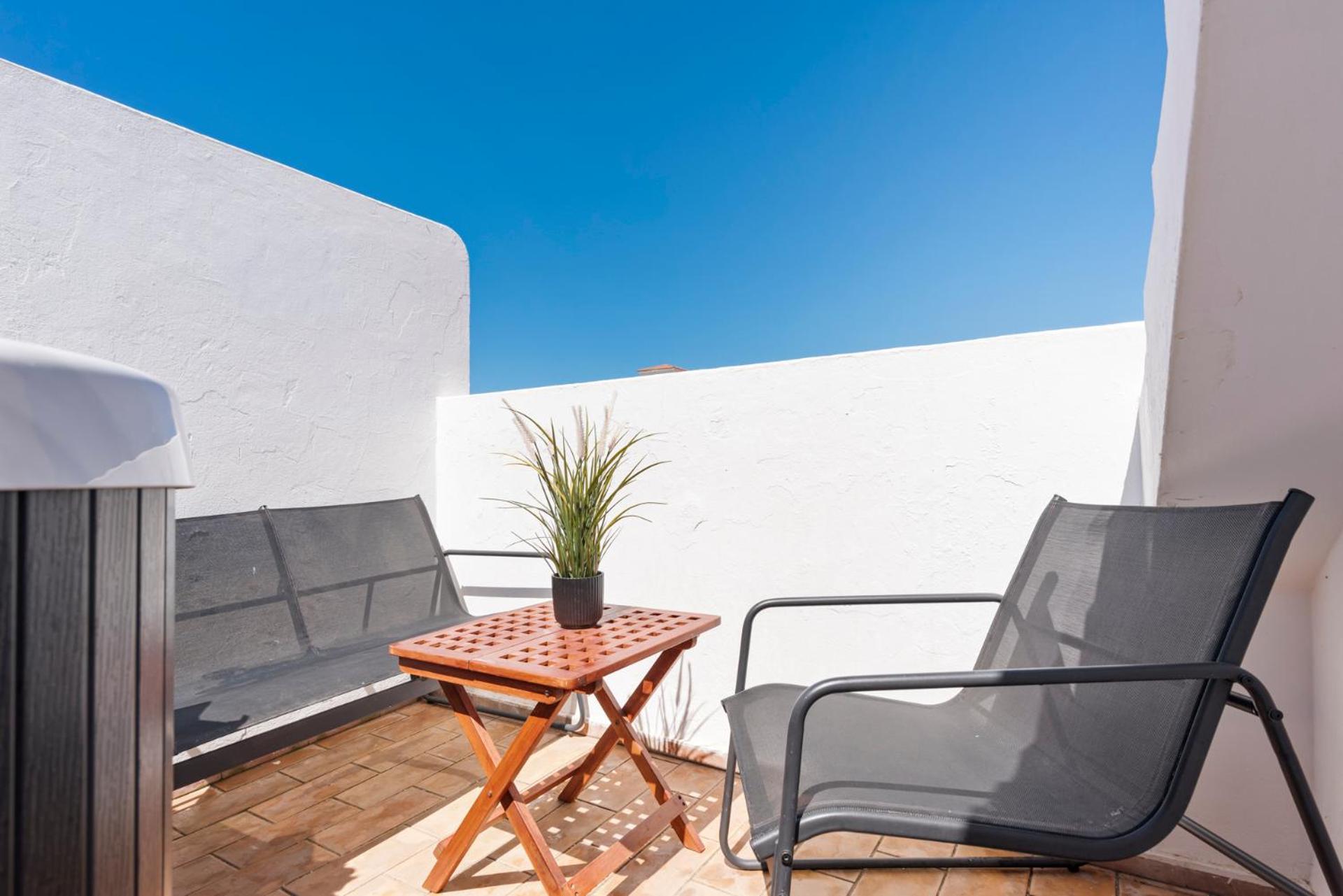 Lovely Penthouse Near Estepona Marina By Costarentals - Ref M15 المظهر الخارجي الصورة